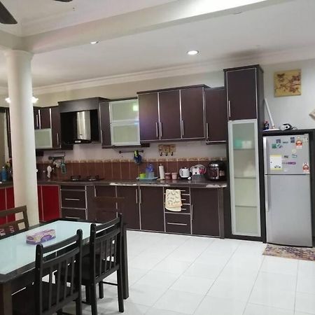 Sri Wang Homestay @ Arau Luaran gambar