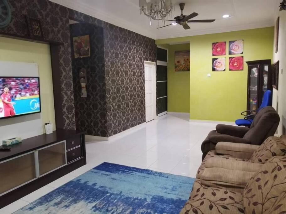 Sri Wang Homestay @ Arau Luaran gambar